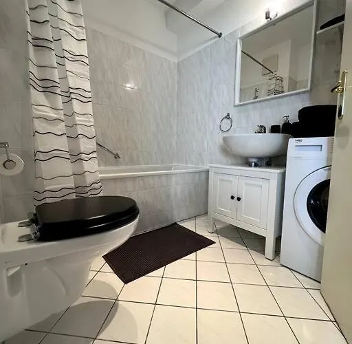 アパート R&l Wettiner Strasse